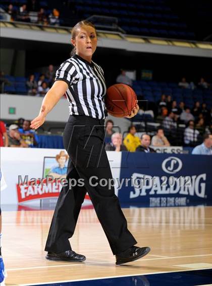 Thumbnail 3 in JW North vs. Lynwood (CIF SS D2AA Final) photogallery.
