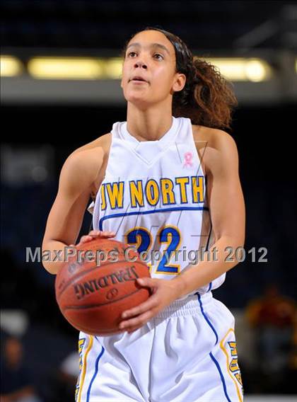 Thumbnail 1 in JW North vs. Lynwood (CIF SS D2AA Final) photogallery.