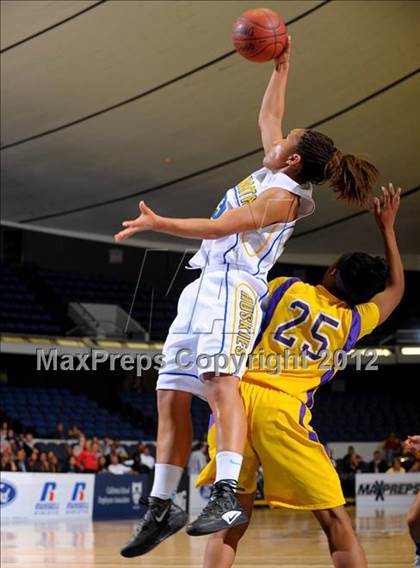 Thumbnail 2 in JW North vs. Lynwood (CIF SS D2AA Final) photogallery.
