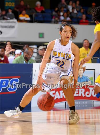 Thumbnail 3 in JW North vs. Lynwood (CIF SS D2AA Final) photogallery.