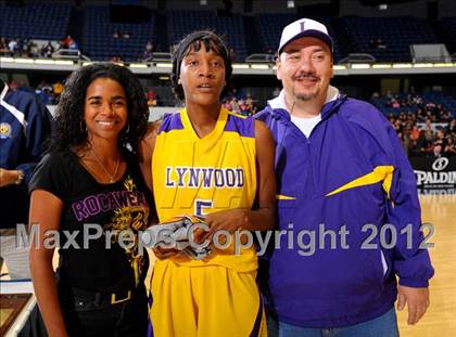 Thumbnail 1 in JW North vs. Lynwood (CIF SS D2AA Final) photogallery.