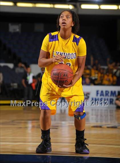 Thumbnail 1 in JW North vs. Lynwood (CIF SS D2AA Final) photogallery.