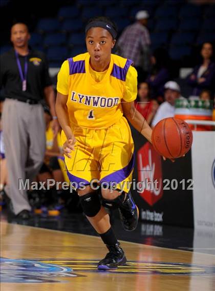 Thumbnail 3 in JW North vs. Lynwood (CIF SS D2AA Final) photogallery.