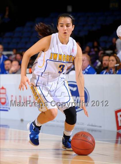 Thumbnail 1 in JW North vs. Lynwood (CIF SS D2AA Final) photogallery.