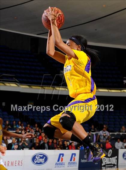 Thumbnail 2 in JW North vs. Lynwood (CIF SS D2AA Final) photogallery.