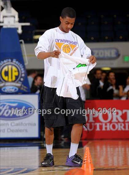 Thumbnail 1 in JW North vs. Lynwood (CIF SS D2AA Final) photogallery.
