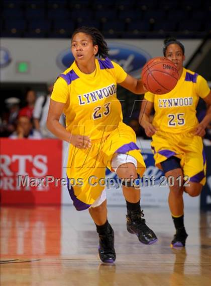 Thumbnail 3 in JW North vs. Lynwood (CIF SS D2AA Final) photogallery.