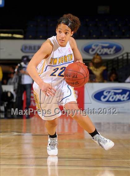 Thumbnail 2 in JW North vs. Lynwood (CIF SS D2AA Final) photogallery.