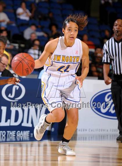Thumbnail 2 in JW North vs. Lynwood (CIF SS D2AA Final) photogallery.