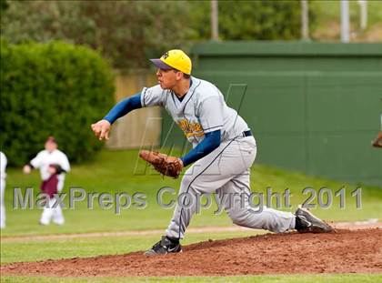 Thumbnail 1 in Del Norte vs. Arcata photogallery.
