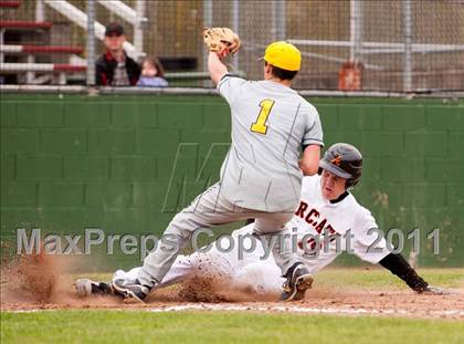 Thumbnail 3 in Del Norte vs. Arcata photogallery.