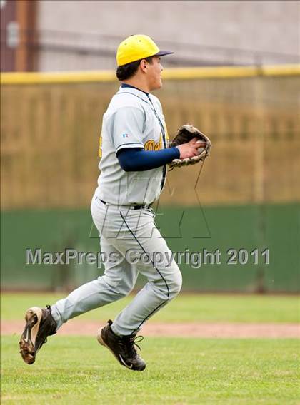 Thumbnail 3 in Del Norte vs. Arcata photogallery.