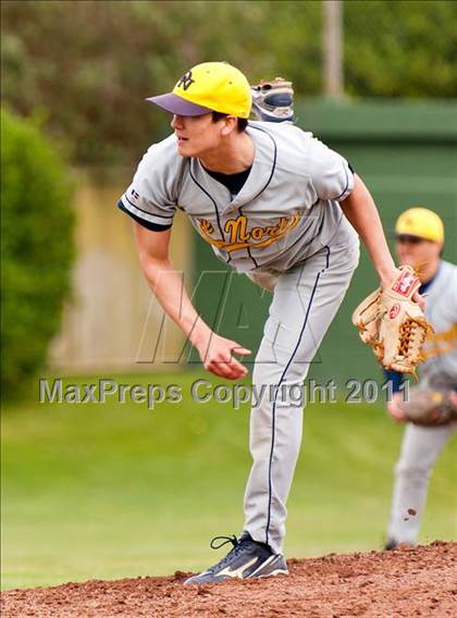 Thumbnail 1 in Del Norte vs. Arcata photogallery.