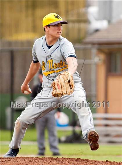 Thumbnail 3 in Del Norte vs. Arcata photogallery.
