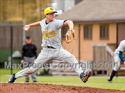 Thumbnail 1 in Del Norte vs. Arcata photogallery.