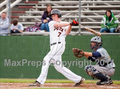 Thumbnail 2 in Del Norte vs. Arcata photogallery.