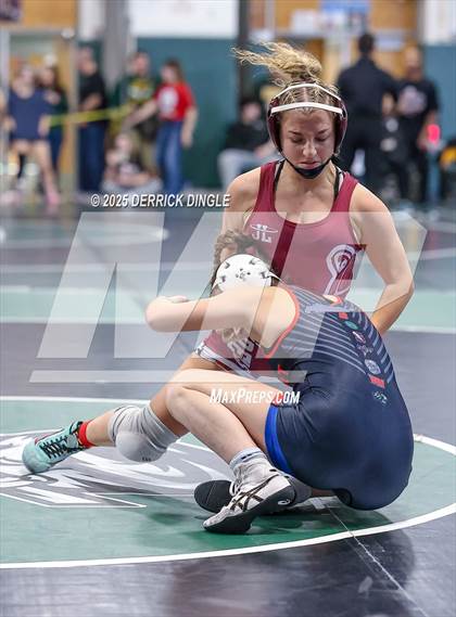 Thumbnail 2 in Steven Mally Memorial Tournament (Finals) photogallery.