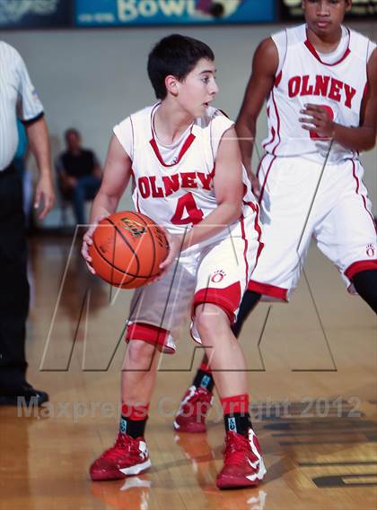 Thumbnail 2 in Bellevue vs. Olney (Fantasy of Lights) photogallery.