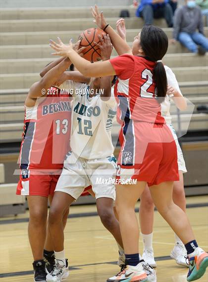 Thumbnail 1 in Beckman @ Aliso Niguel photogallery.