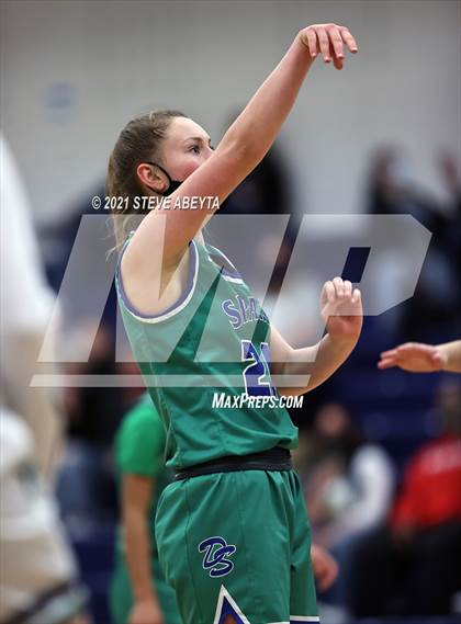 Thumbnail 1 in Doherty @ ThunderRidge photogallery.