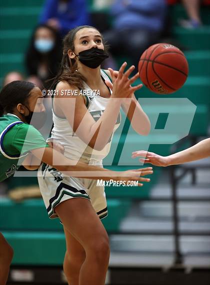 Thumbnail 1 in Doherty @ ThunderRidge photogallery.