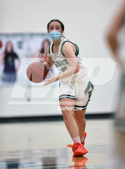 Thumbnail 2 in Doherty @ ThunderRidge photogallery.