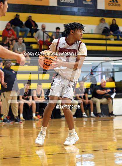 Thumbnail 1 in Living Water Christian vs. New Bern (Hurricane Holiday Classic) photogallery.