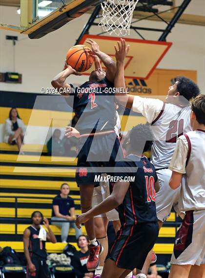 Thumbnail 2 in Living Water Christian vs. New Bern (Hurricane Holiday Classic) photogallery.