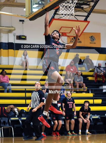Thumbnail 2 in Living Water Christian vs. New Bern (Hurricane Holiday Classic) photogallery.