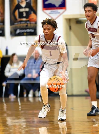 Thumbnail 2 in Living Water Christian vs. New Bern (Hurricane Holiday Classic) photogallery.