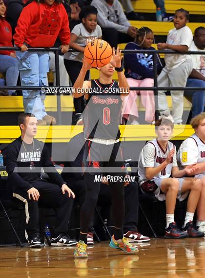 Thumbnail 2 in Living Water Christian vs. New Bern (Hurricane Holiday Classic) photogallery.