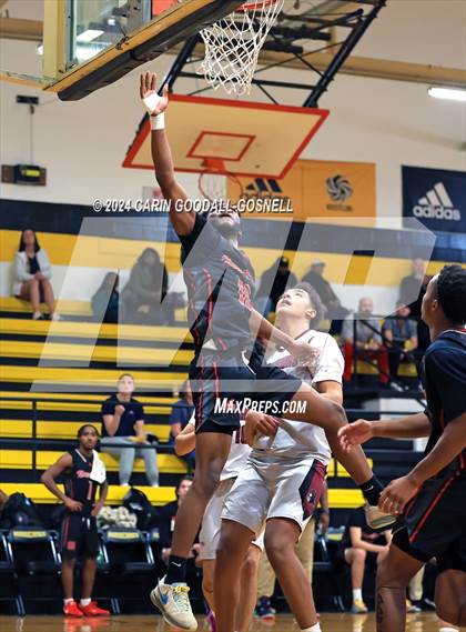 Thumbnail 1 in Living Water Christian vs. New Bern (Hurricane Holiday Classic) photogallery.