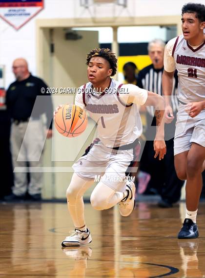 Thumbnail 3 in Living Water Christian vs. New Bern (Hurricane Holiday Classic) photogallery.