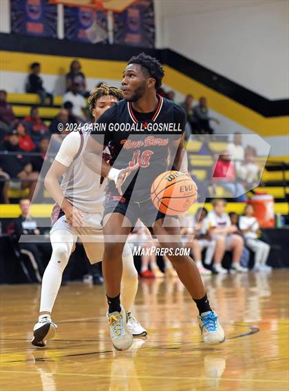 Thumbnail 2 in Living Water Christian vs. New Bern (Hurricane Holiday Classic) photogallery.