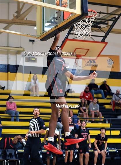 Thumbnail 1 in Living Water Christian vs. New Bern (Hurricane Holiday Classic) photogallery.
