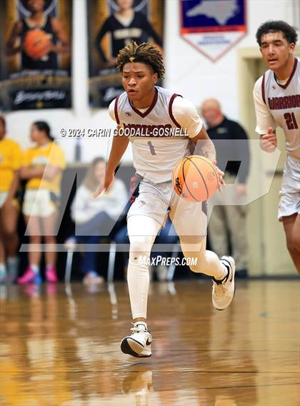 Thumbnail 1 in Living Water Christian vs. New Bern (Hurricane Holiday Classic) photogallery.