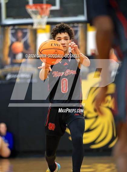 Thumbnail 1 in Living Water Christian vs. New Bern (Hurricane Holiday Classic) photogallery.