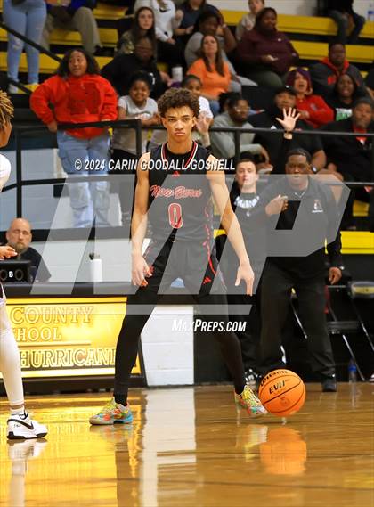 Thumbnail 2 in Living Water Christian vs. New Bern (Hurricane Holiday Classic) photogallery.
