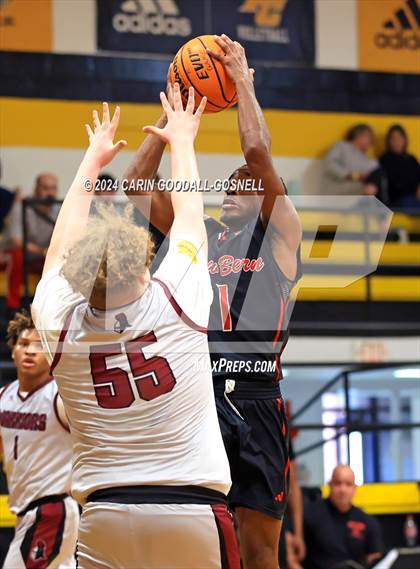 Thumbnail 2 in Living Water Christian vs. New Bern (Hurricane Holiday Classic) photogallery.