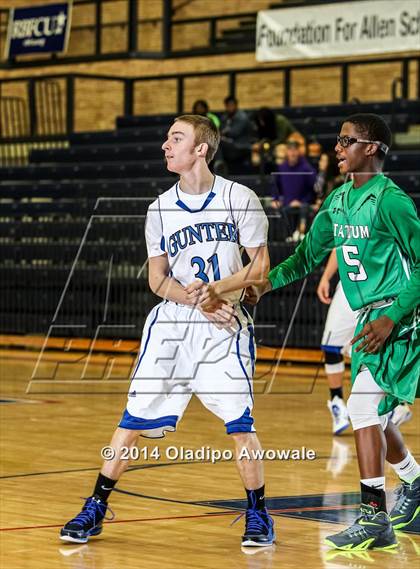 Thumbnail 1 in Tatum vs. Gunter (IN-N-OUT Burger Allen Holiday Invitational) photogallery.