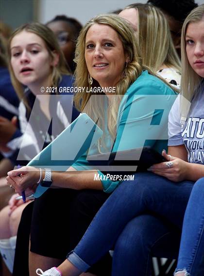 Thumbnail 3 in Southlake Carroll vs. V.R. Eaton (UIL 6A Regional Quarterfinal) photogallery.
