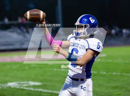 Thumbnail 3 in Lincoln @ Shenango photogallery.