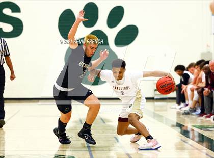 Thumbnail 3 in Shadow Ridge vs. Verrado (Horizon Holiday Tournament) photogallery.