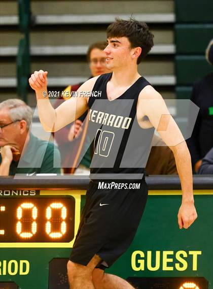 Thumbnail 2 in Shadow Ridge vs. Verrado (Horizon Holiday Tournament) photogallery.
