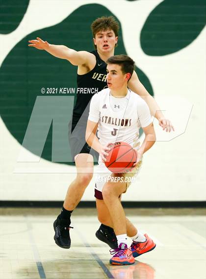 Thumbnail 2 in Shadow Ridge vs. Verrado (Horizon Holiday Tournament) photogallery.