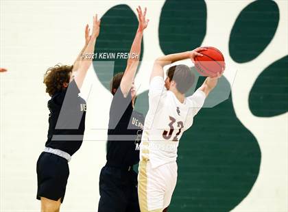 Thumbnail 3 in Shadow Ridge vs. Verrado (Horizon Holiday Tournament) photogallery.