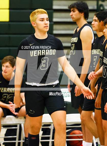 Thumbnail 3 in Shadow Ridge vs. Verrado (Horizon Holiday Tournament) photogallery.