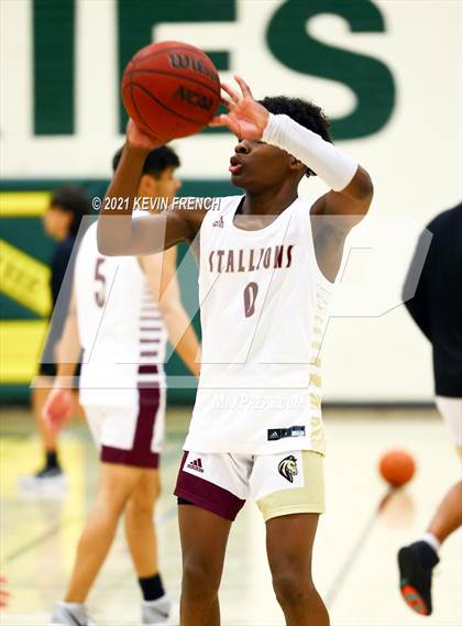 Thumbnail 1 in Shadow Ridge vs. Verrado (Horizon Holiday Tournament) photogallery.
