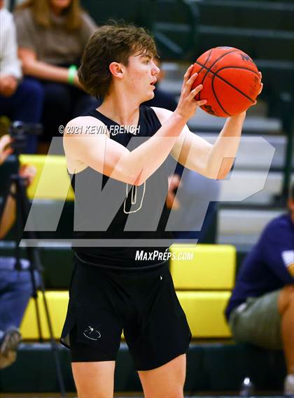 Thumbnail 2 in Shadow Ridge vs. Verrado (Horizon Holiday Tournament) photogallery.