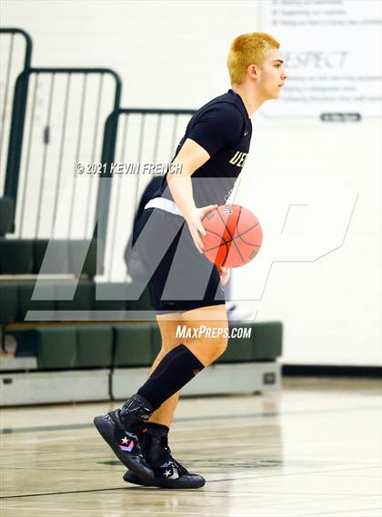 Thumbnail 2 in Shadow Ridge vs. Verrado (Horizon Holiday Tournament) photogallery.